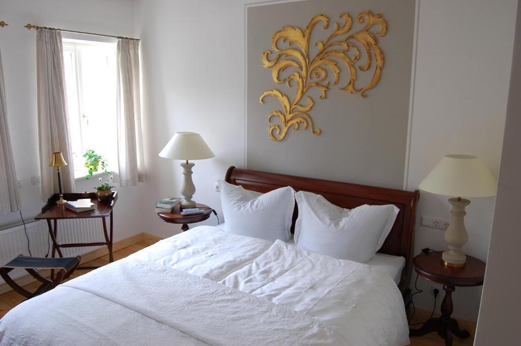 Hotel Hochzeitshaus Άουριχ Εξωτερικό φωτογραφία